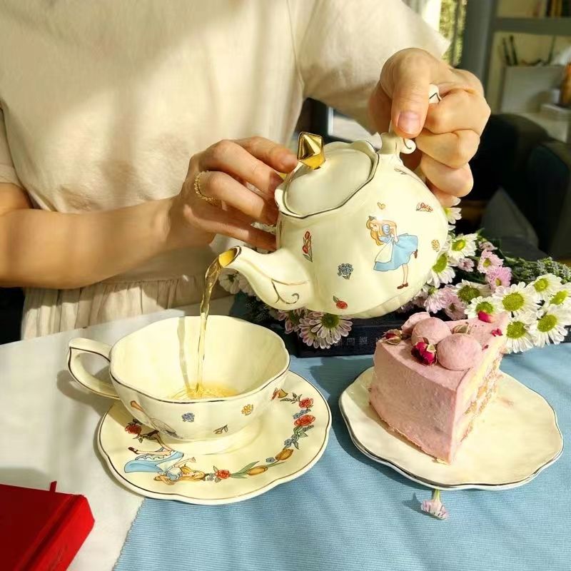Tea Coffee Pot Set - 앨리스 세라믹 티&커피 세트 (토끼 디자인)