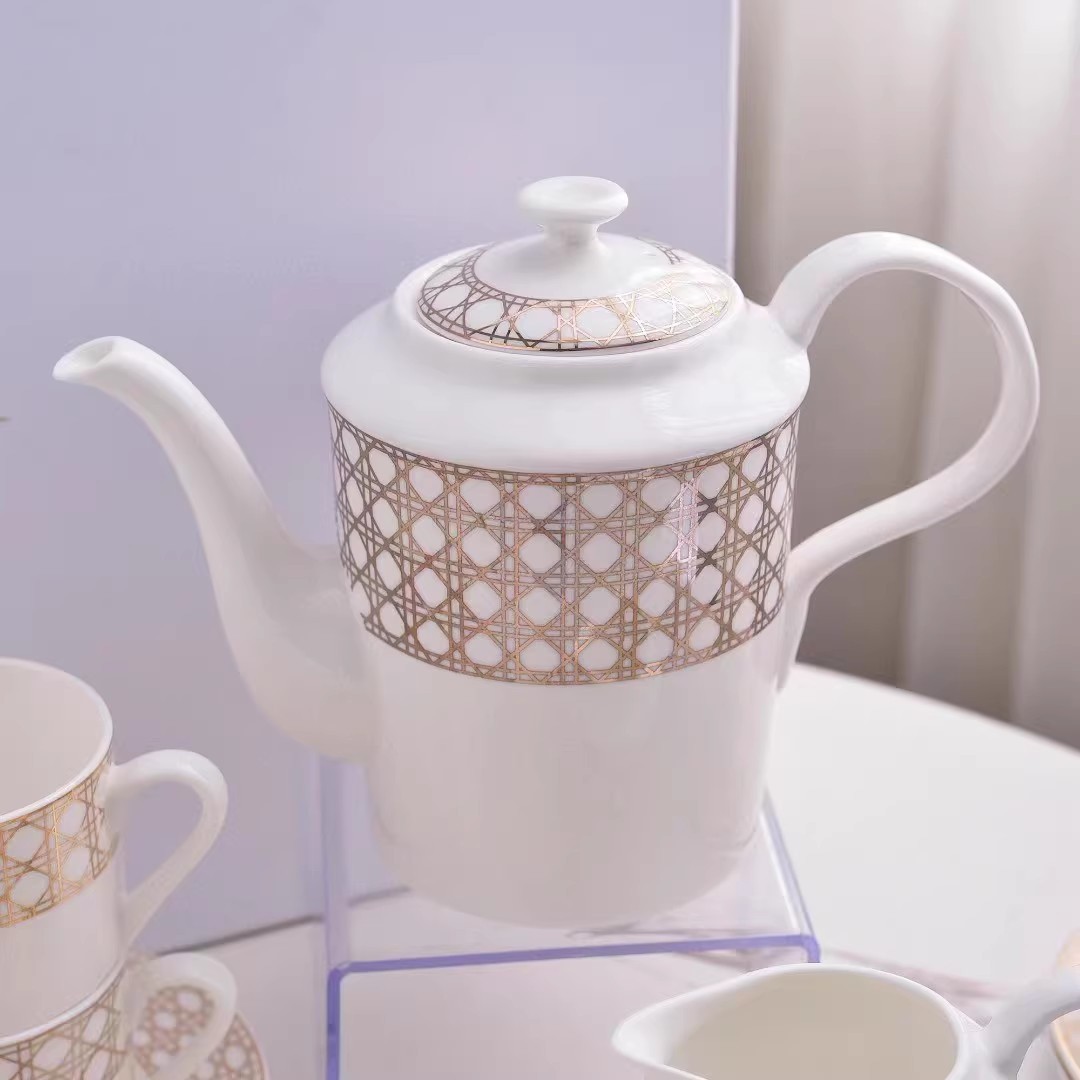 유럽풍 고급스러운 심플 골드 테두리 본차이나 디홈 커피 - Coffee Tea Love 리뷰 및 가격